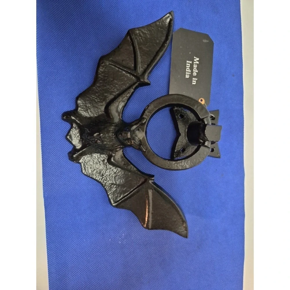Haunted Manor Black Bat Metal Door Knocker Gothic Home Decor Halloween Spooky